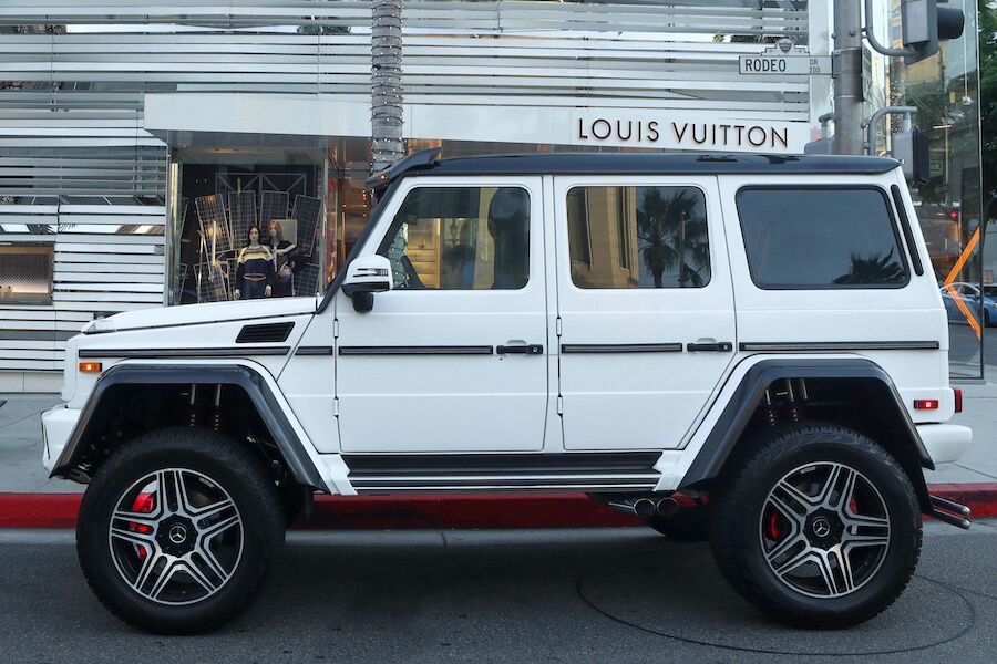 White Mercedes Benz G550 4x4 Rental Los Angeles Rent a Mercedes G Wagon